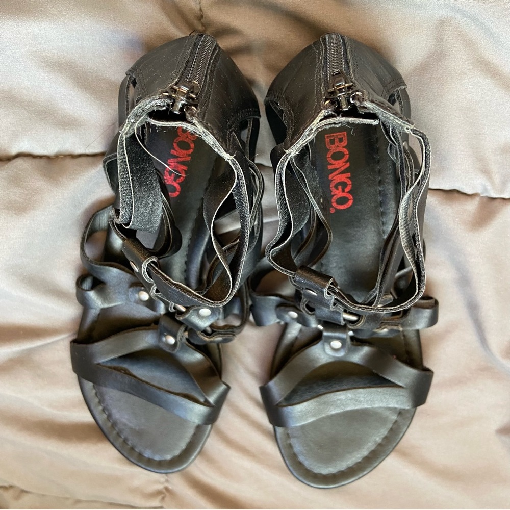 Bongo Gladiator Sandals - Picture 2 of 8